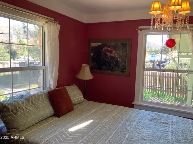 16775 W SHRINE Drive, Yarnell, AZ 85362