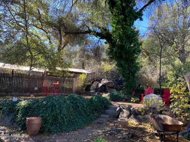 16775 W SHRINE Drive, Yarnell, AZ 85362