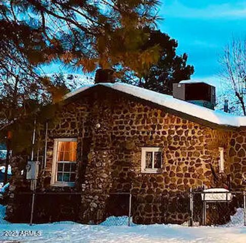 16775 W SHRINE Drive, Yarnell, AZ 85362