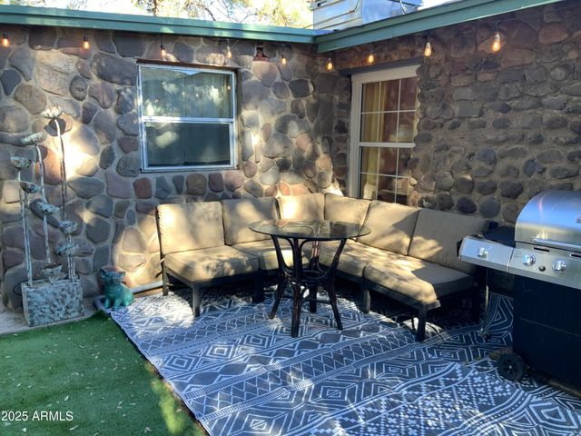 16775 W SHRINE Drive, Yarnell, AZ 85362