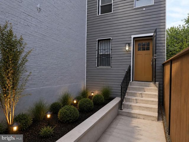 302 GILMOR ST, Baltimore, MD 21223