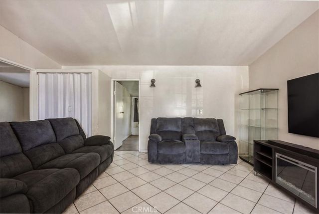 915 Stichman Avenue, La Puente, CA 91746