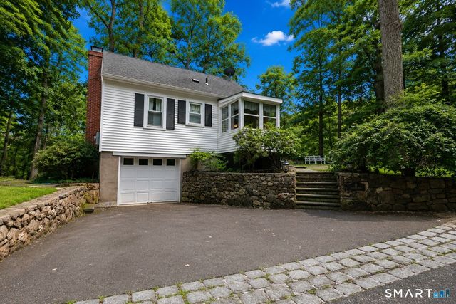 19 Olmstead Road, Redding, CT 06896
