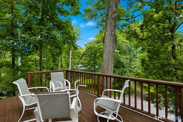 19 Olmstead Road, Redding, CT 06896