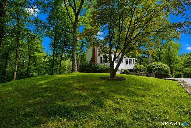 19 Olmstead Road, Redding, CT 06896