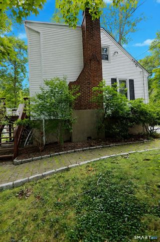 19 Olmstead Road, Redding, CT 06896