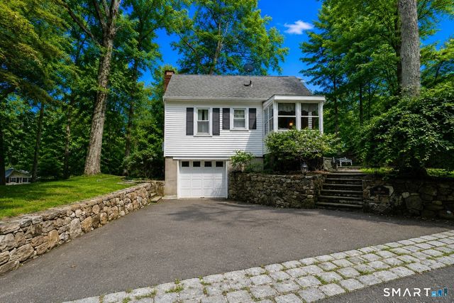 19 Olmstead Road, Redding, CT 06896