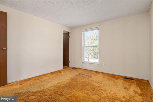 226 COMPASS RD, Baltimore, MD 21221