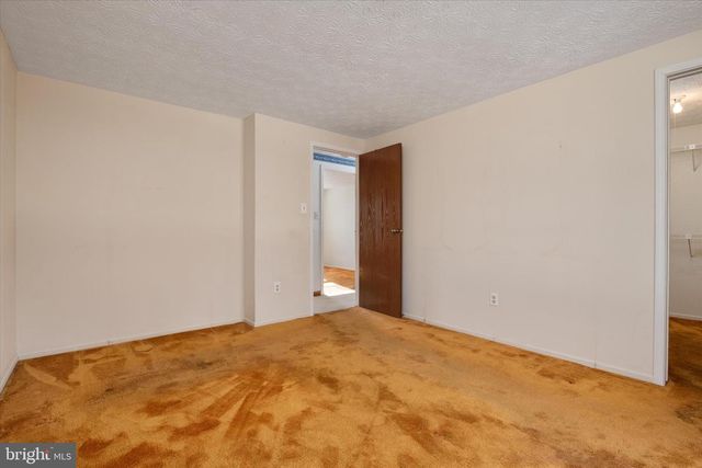 226 COMPASS RD, Baltimore, MD 21221