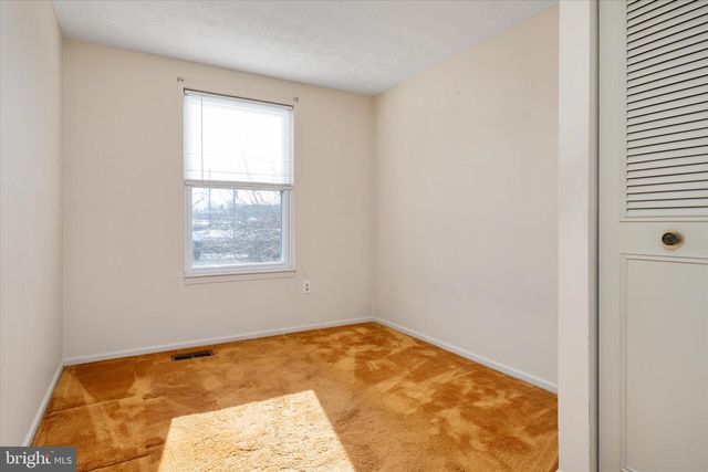 226 COMPASS RD, Baltimore, MD 21221