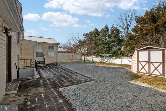 226 COMPASS RD, Baltimore, MD 21221