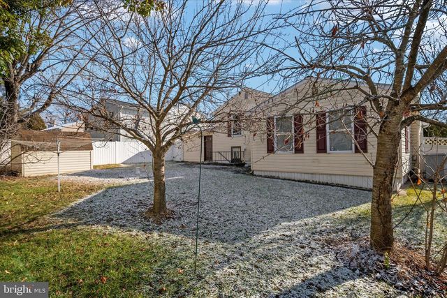 226 COMPASS RD, Baltimore, MD 21221