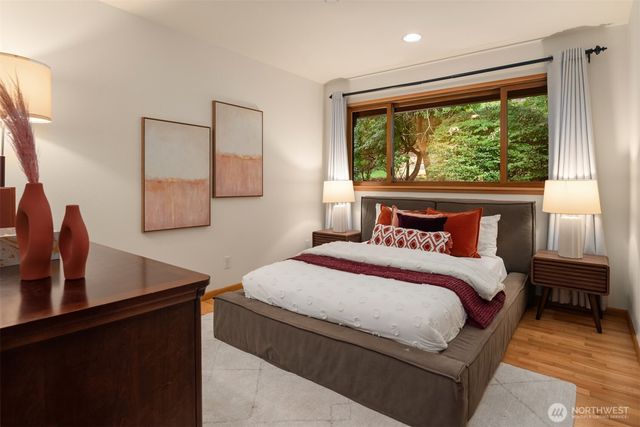 7416 Mercer Terrace Drive, Mercer Island, WA 98040