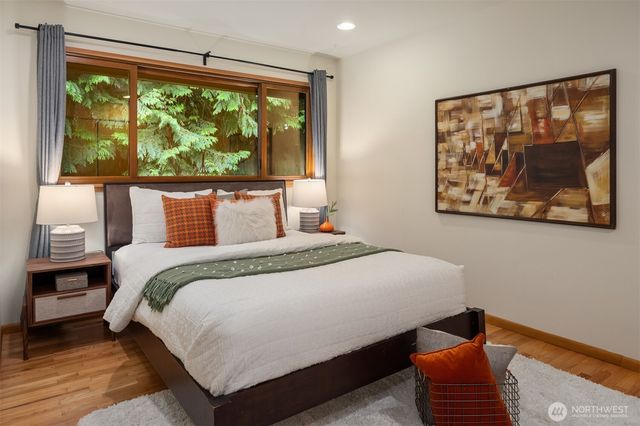 7416 Mercer Terrace Drive, Mercer Island, WA 98040