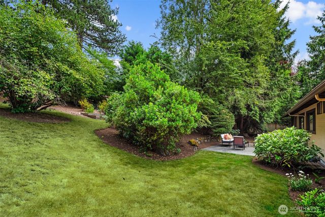 7416 Mercer Terrace Drive, Mercer Island, WA 98040