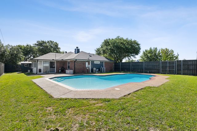 328 Alyse Road, Roanoke, TX 76262