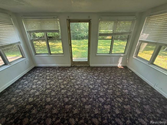 30782 Fairfax Street, Southfield, MI 48076