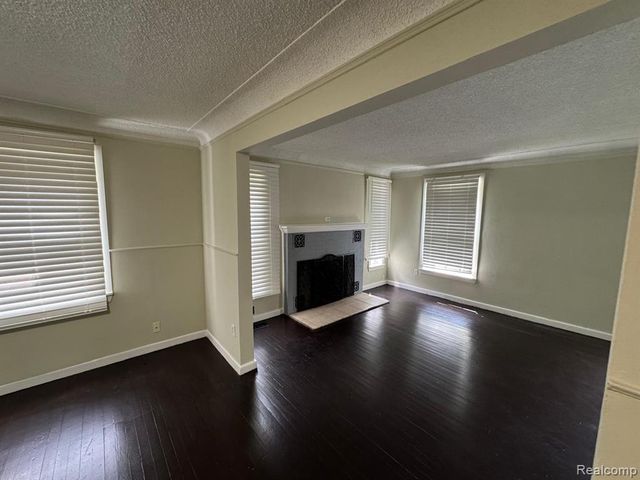 30782 Fairfax Street, Southfield, MI 48076