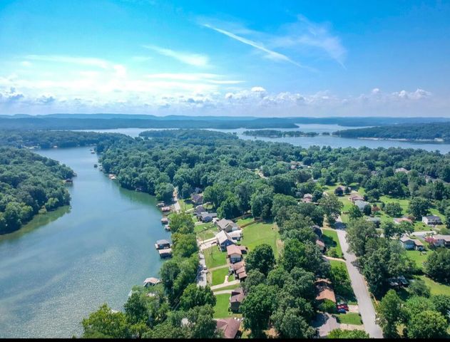 1836 Albermarle Drive, Hixson, TN 37343