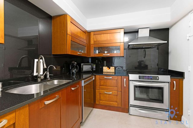 3901 S Ocean Drive 14k, Hollywood, FL 33019