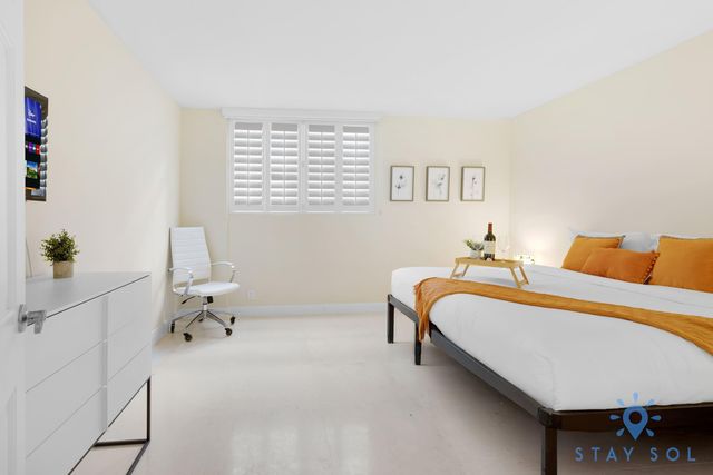 3901 S Ocean Drive 14k, Hollywood, FL 33019