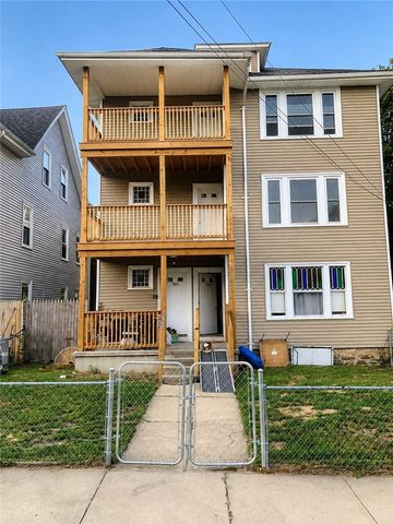 392 Carrington Avenue, Woonsocket, RI 02895