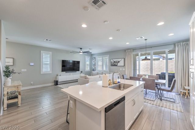 1038 WILLIAMTOWN Avenue, North Las Vegas, NV 89084