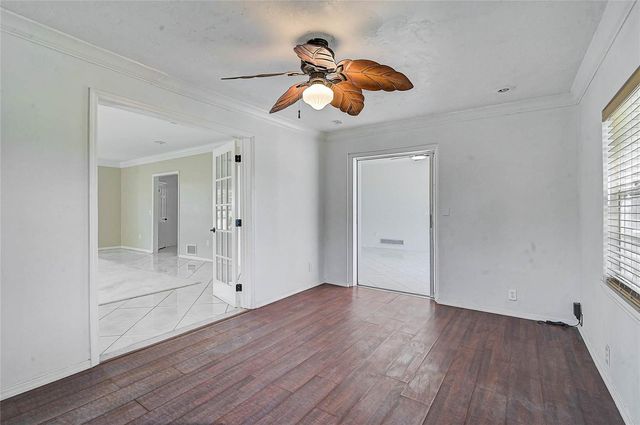 3215 PINE VALLEY DRIVE, Sarasota, FL 34239