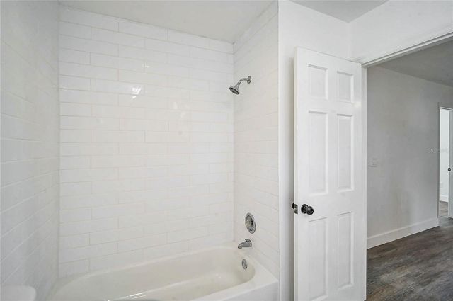 3215 PINE VALLEY DRIVE, Sarasota, FL 34239