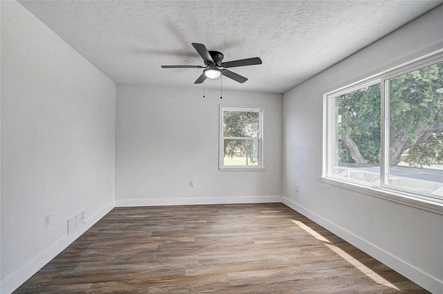 3215 PINE VALLEY DRIVE, Sarasota, FL 34239