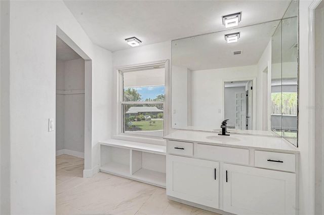 3215 PINE VALLEY DRIVE, Sarasota, FL 34239