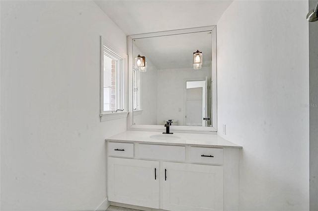 3215 PINE VALLEY DRIVE, Sarasota, FL 34239