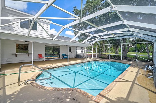 3215 PINE VALLEY DRIVE, Sarasota, FL 34239