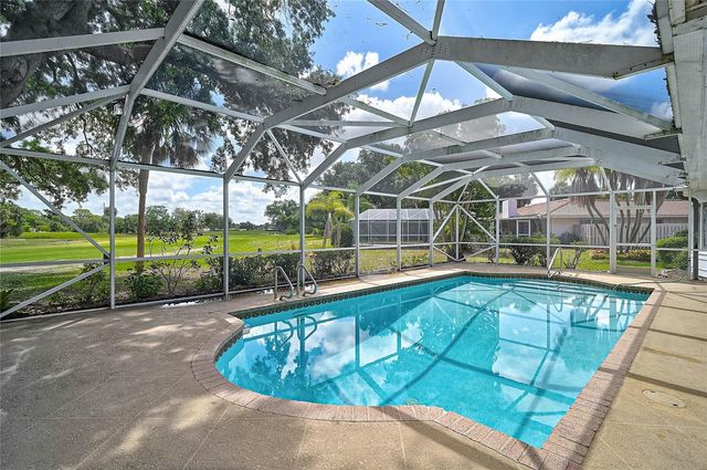 3215 PINE VALLEY DRIVE, Sarasota, FL 34239