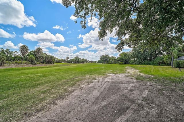 3215 PINE VALLEY DRIVE, Sarasota, FL 34239