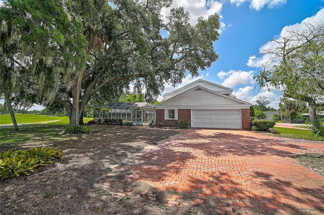 3215 PINE VALLEY DRIVE, Sarasota, FL 34239