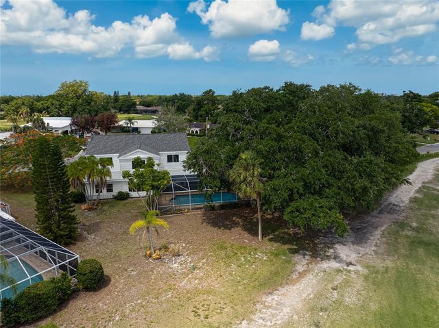 3215 PINE VALLEY DRIVE, Sarasota, FL 34239