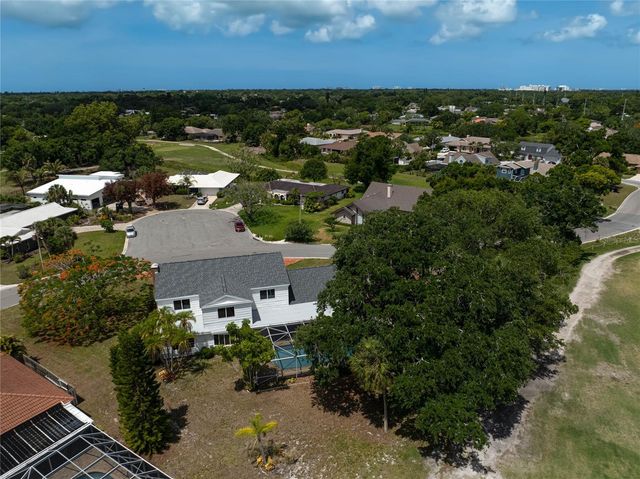 3215 PINE VALLEY DRIVE, Sarasota, FL 34239