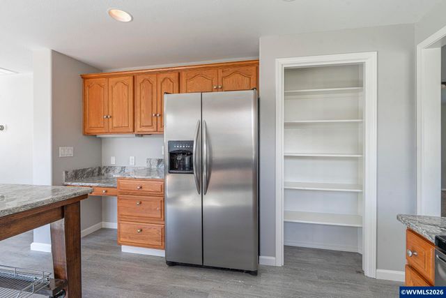 327 Broad St S, Monmouth, OR 97361