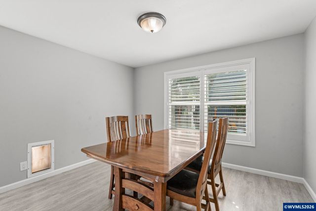 327 Broad St S, Monmouth, OR 97361