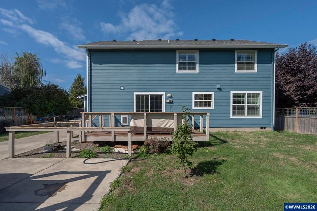 327 Broad St S, Monmouth, OR 97361