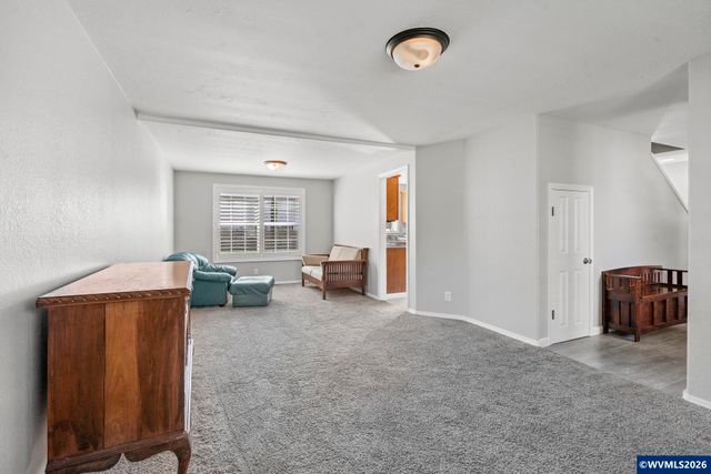327 Broad St S, Monmouth, OR 97361