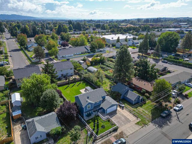 327 Broad St S, Monmouth, OR 97361