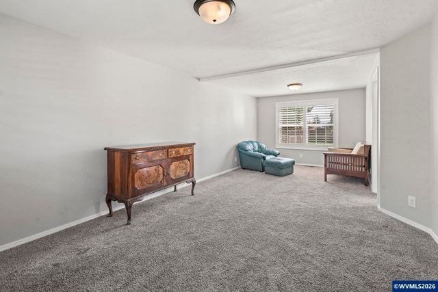 327 Broad St S, Monmouth, OR 97361