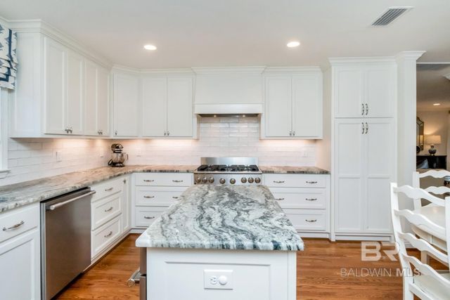 4120 Ursuline Drive, Mobile, AL 36608