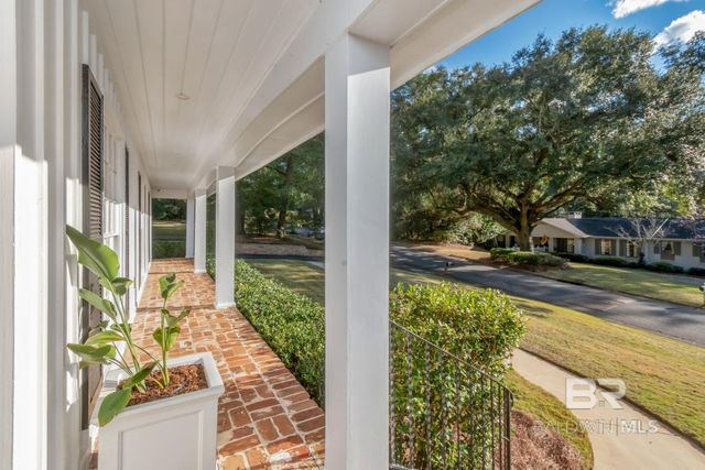 4120 Ursuline Drive, Mobile, AL 36608