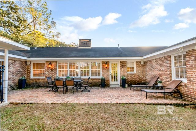 4120 Ursuline Drive, Mobile, AL 36608