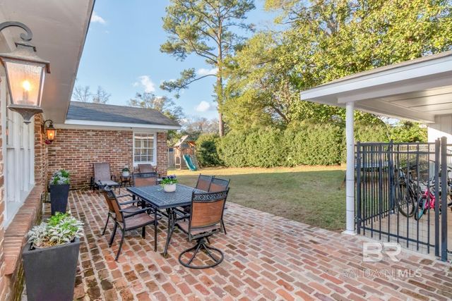 4120 Ursuline Drive, Mobile, AL 36608