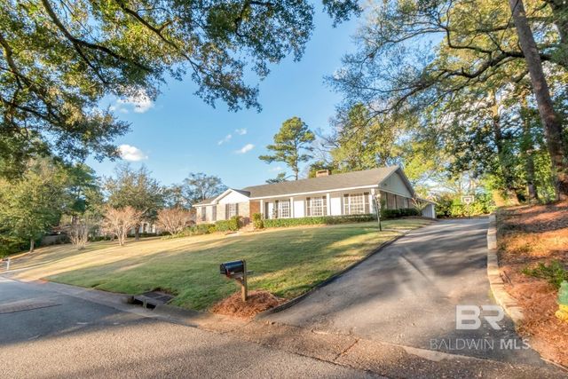 4120 Ursuline Drive, Mobile, AL 36608