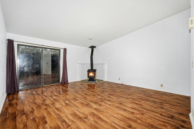 2725 Yuma Ct, Cameron Park, CA 95682